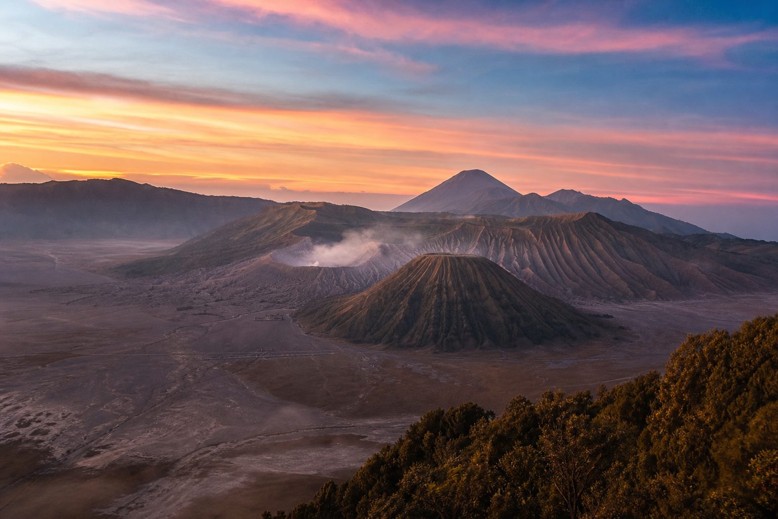 Bromo Midnight Sunrise